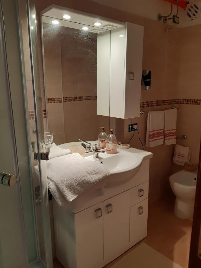 Villa La Casa Tra Gli Ulivi Di Fonte Nuova 2 Mentana Exterior foto